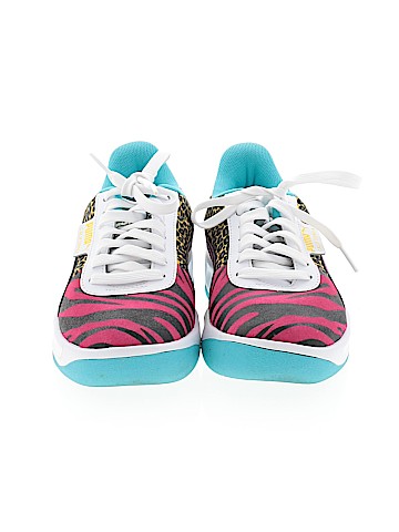 Puma Sneakers (view 2)