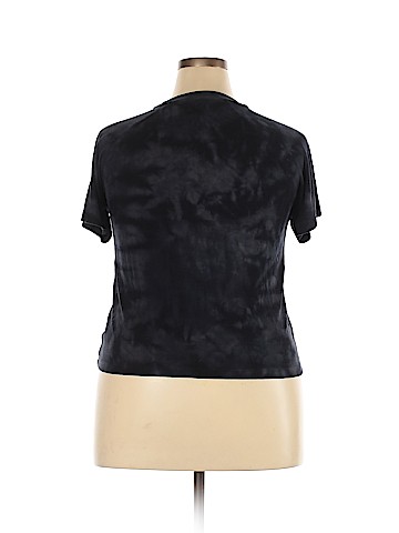 American Eagle Outfitters Short Sleeve T-Shirt (view 2)