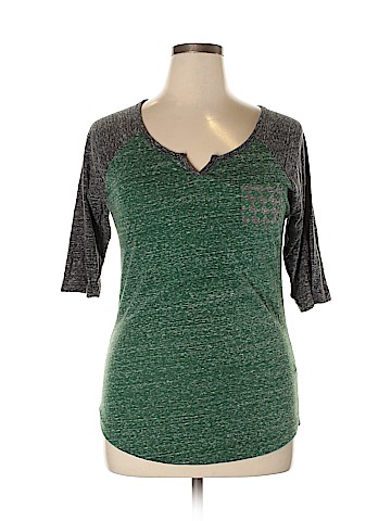 Assorted Brands Short Sleeve T-Shirt (view 1)