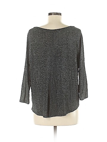 American Eagle Outfitters 3/4 Sleeve Top (view 2)