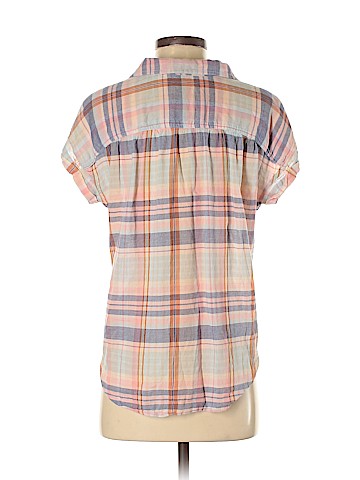 American Eagle Outfitters Short Sleeve Button-Down Shirt (view 2)