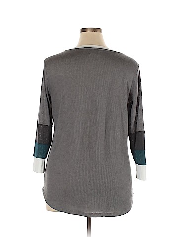 Maurices 3/4 Sleeve T-Shirt (view 2)