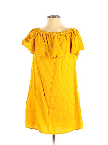 Old Navy Casual Dress (view 1)