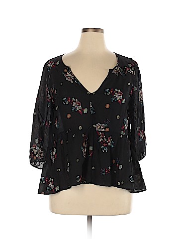 Everlast 3/4 Sleeve Blouse (view 1)