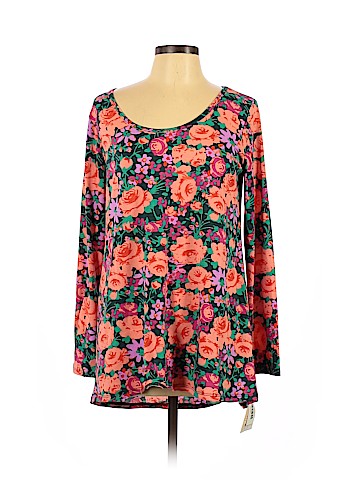 Lularoe 3/4 Sleeve Top (view 1)