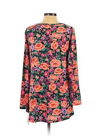 Lularoe 3/4 Sleeve Top (view 2)