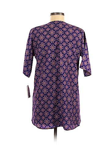 Lularoe Cardigan (view 2)