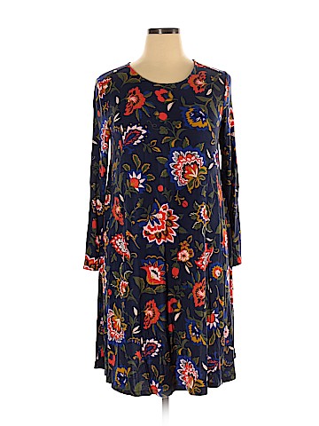 Old Navy Casual Dress (view 1)