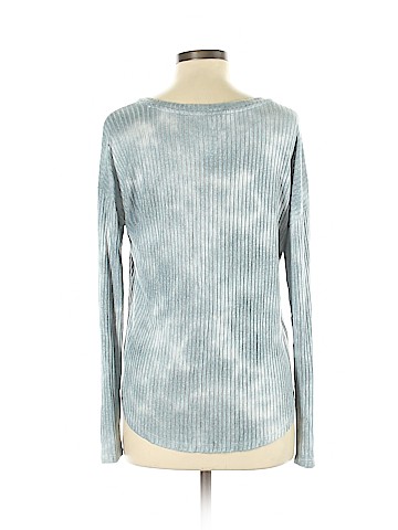 American Eagle Outfitters Long Sleeve Top (view 2)