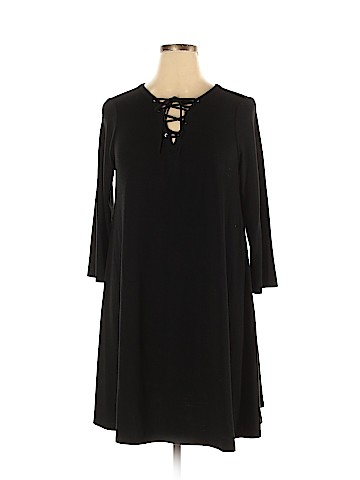 Old Navy Casual Dress (view 1)