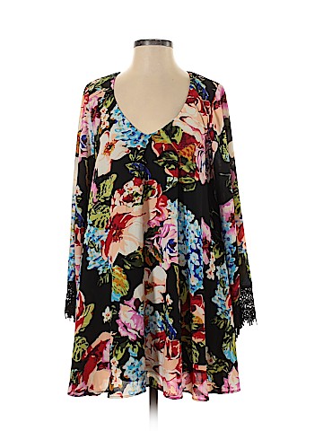 Show Me Your Mumu Casual Dress (view 1)