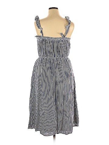 Old Navy Casual Dress (view 2)