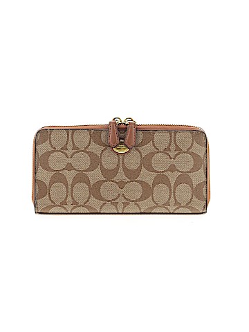 Coach Wallet (view 1)