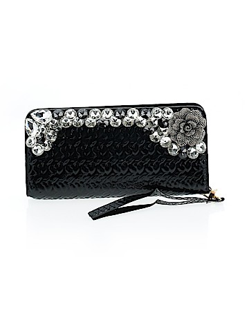 Unbranded Wristlet (view 1)