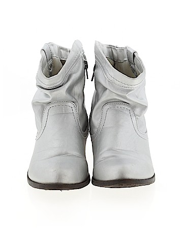 Cherokee Ankle Boots (view 2)