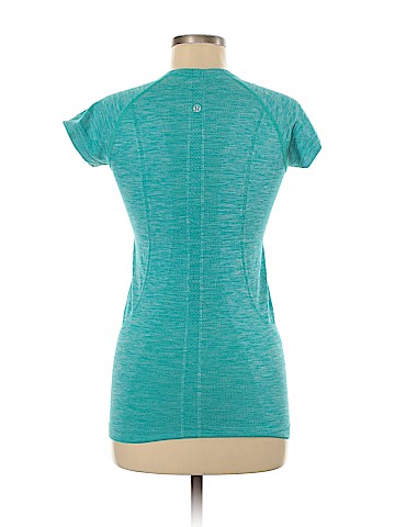 Lululemon Athletica Active T-Shirt (view 2)