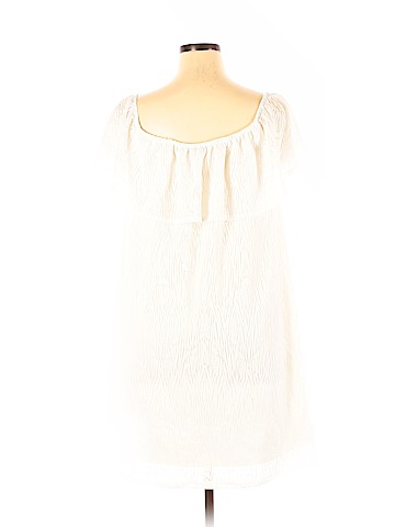 Apt. 9 3/4 Sleeve Top (view 2)