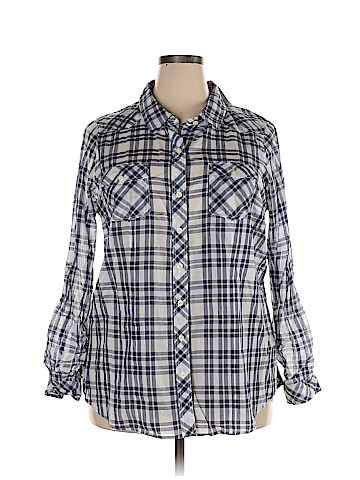 Torrid Long Sleeve Button-Down Shirt (view 1)