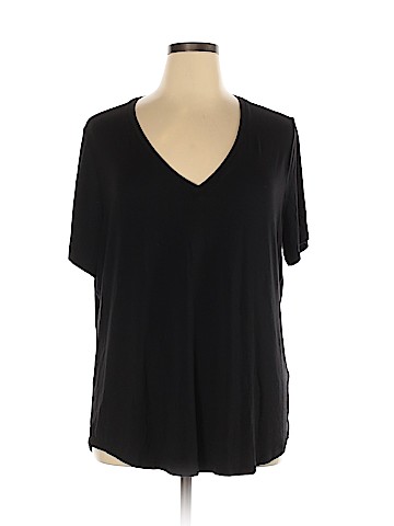 Old Navy Short Sleeve T-Shirt (view 1)