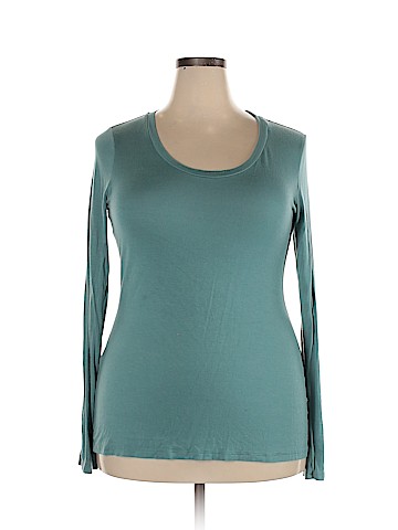 Maurices Long Sleeve T-Shirt (view 1)