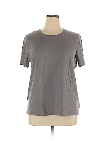 Old Navy Short Sleeve T-Shirt (view 1)