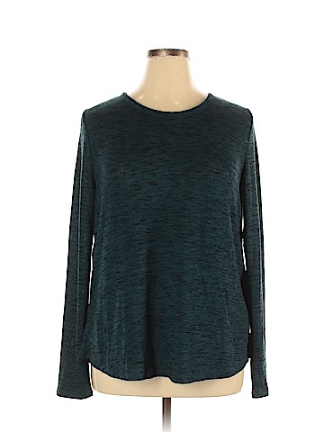 Old Navy Pullover Sweater (view 1)