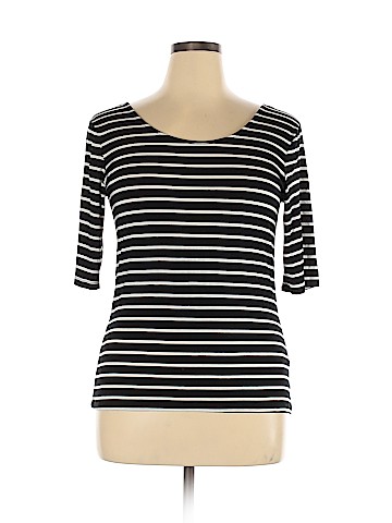 Cable & Gauge Short Sleeve Top (view 1)