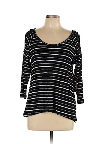 Almost Famous 3/4 Sleeve Top (view 1)