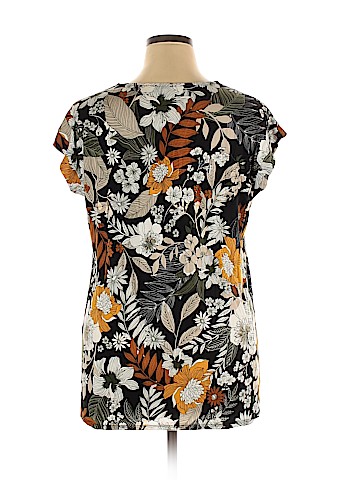 Avenue Short Sleeve Top (view 2)