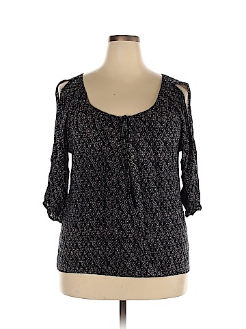 Maurices 3/4 Sleeve Blouse (view 1)