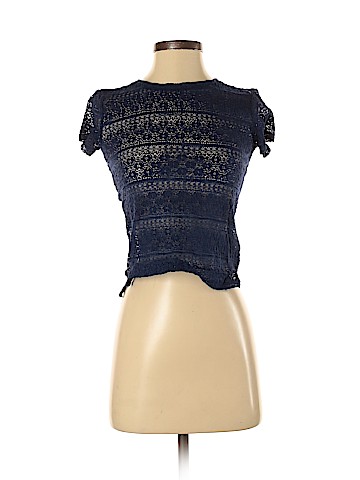 American Eagle Outfitters Short Sleeve Top (view 1)