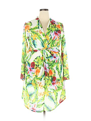 Boohoo Boutique Casual Dress (view 1)