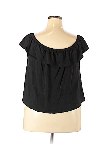 Ambiance Apparel Short Sleeve Top (view 2)