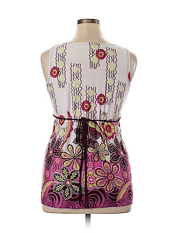 Studio Y Sleeveless Top (view 2)