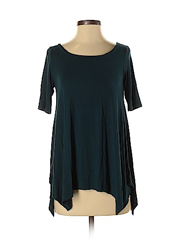 American Eagle Outfitters Short Sleeve Top (view 1)