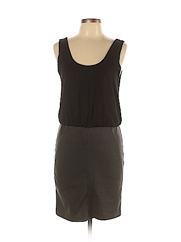 Alice + Olivia Casual Dress (view 1)