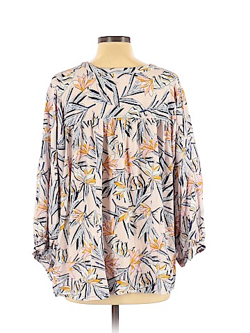 Finn & Grace 3/4 Sleeve Blouse (view 2)