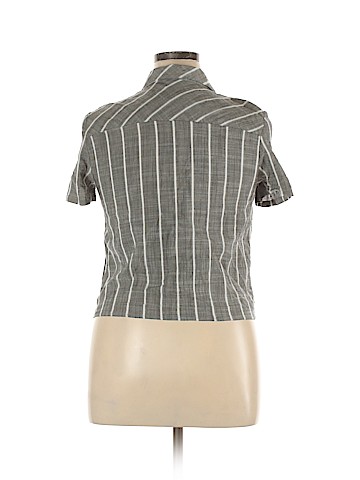 Universal Thread Short Sleeve Button-Down Shirt (view 2)