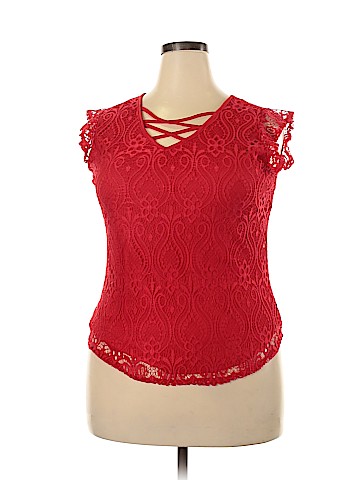 No Boundaries Short Sleeve Top (view 1)