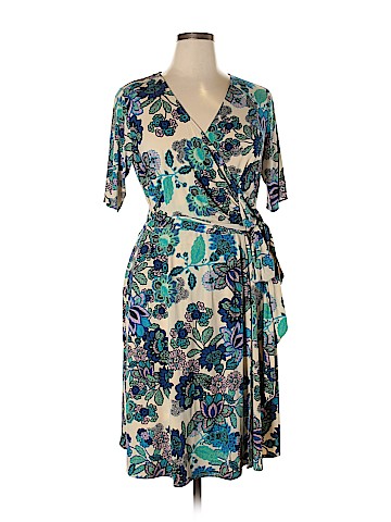 Donna Morgan Casual Dress (view 1)