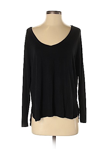 American Eagle Outfitters Long Sleeve T-Shirt (view 1)