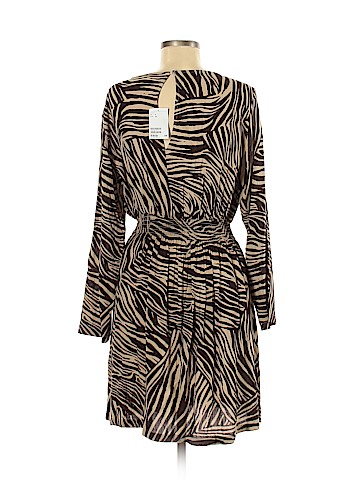 H&M Casual Dress (view 2)