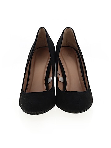 A New Day Heels (view 2)