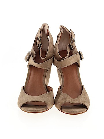 Born In California Wedges (view 2)