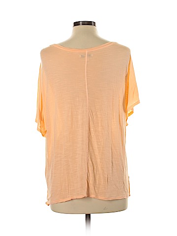 American Eagle Outfitters Short Sleeve T-Shirt (view 2)