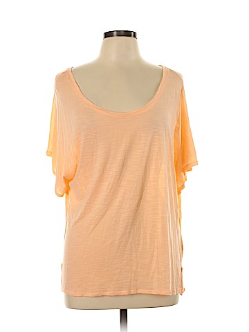 American Eagle Outfitters Short Sleeve T-Shirt (view 1)