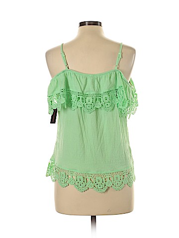 No Boundaries Sleeveless Top (view 2)