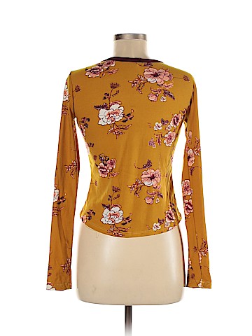 rue21 Long Sleeve Top (view 2)