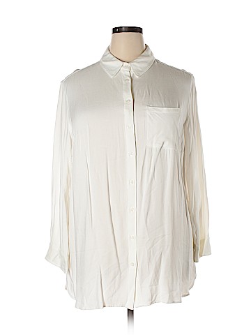 Ava & Viv 3/4 Sleeve Blouse (view 1)
