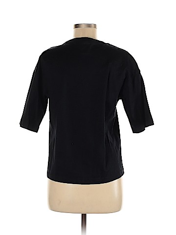 Nike Short Sleeve T-Shirt (view 2)